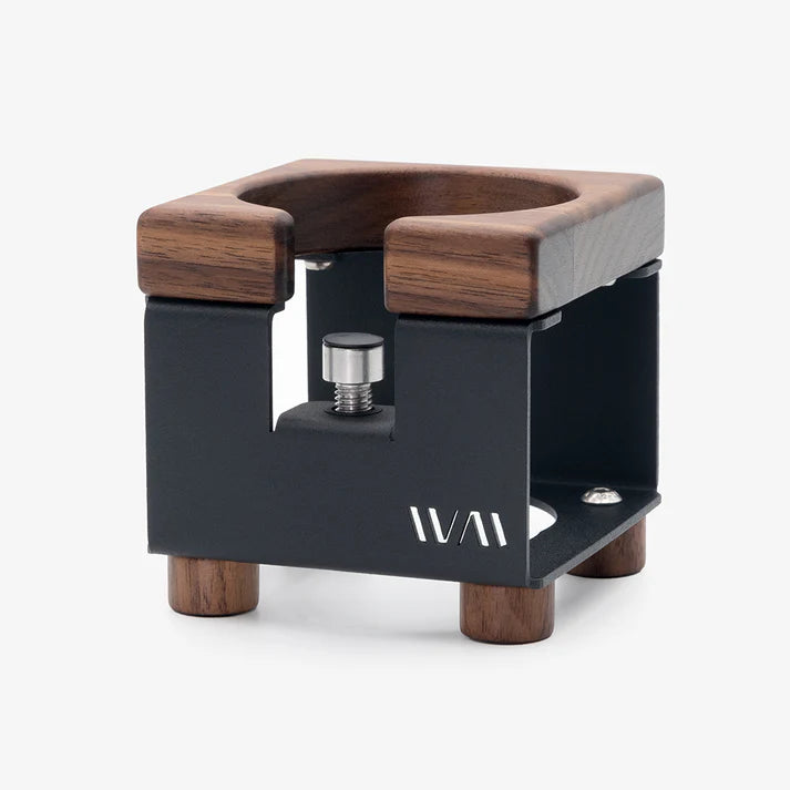 Tamperstation von Wiedemann - Holz trifft Design Tamper Station Wiedemann Manufaktur Schwarz Nussbaum   - Rheinland.Coffee