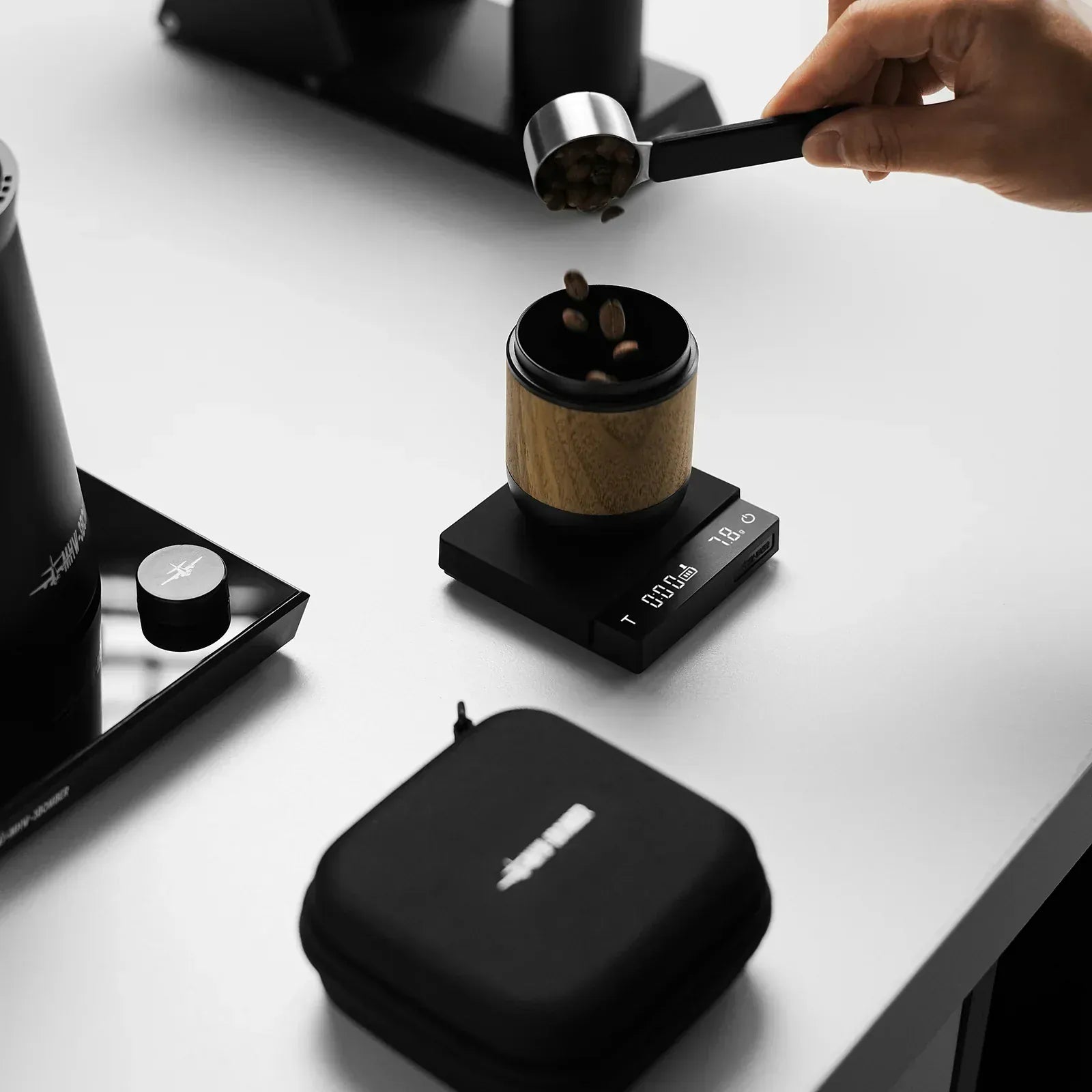 MHW-3BOMBER Cube Coffee Scale 3.0 Micro – Präzisions Kaffeewaage Waage MHW-3Bomber - Rheinland.Coffee