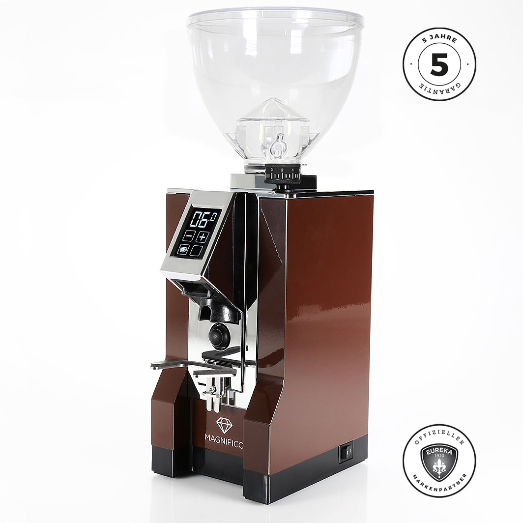 Eureka Mignon MAGNIFICO 2024 - Neuer Hopper und Funnel Kaffeemühlen Eureka Braun Auswurf Chrom 16 CR  - Rheinland.Coffee