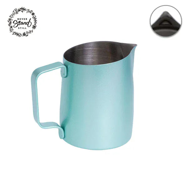 WPM Milchkännchen #15 – NSS x WPM Latte Art Pitcher Milchkännchen WPM - Rheinland.Coffee