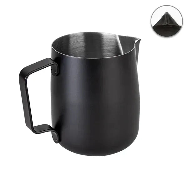 WPM Milchkännchen #30 – Competition Latte Art Pitcher Milchkännchen WPM 600 ml Schwarz - Rheinland.Coffee