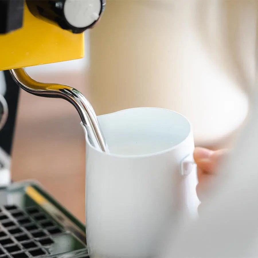 RHINOWARES Stealth Milchkännchen WEISS oder SCHWARZ / 360 und 600 ml Milchkännchen Rhinowares - Rheinland.Coffee