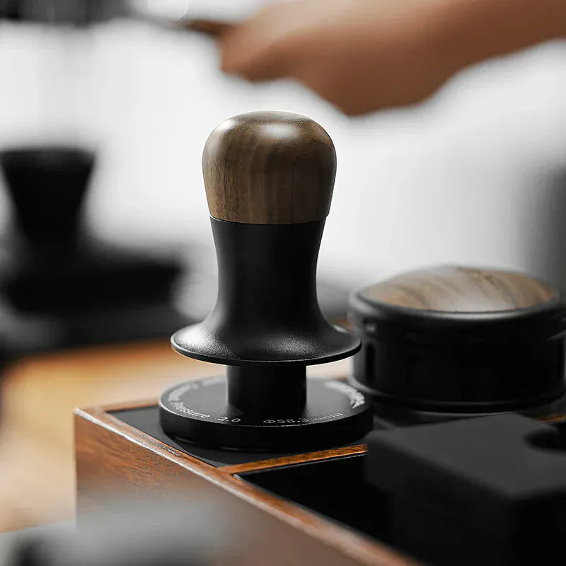 MHW-3BOMBER Flash Tamper 2.0 – Konstantdruck Espresso Tamper 30 lbs – 58,35 mm Tamper MHW-3Bomber - Rheinland.Coffee