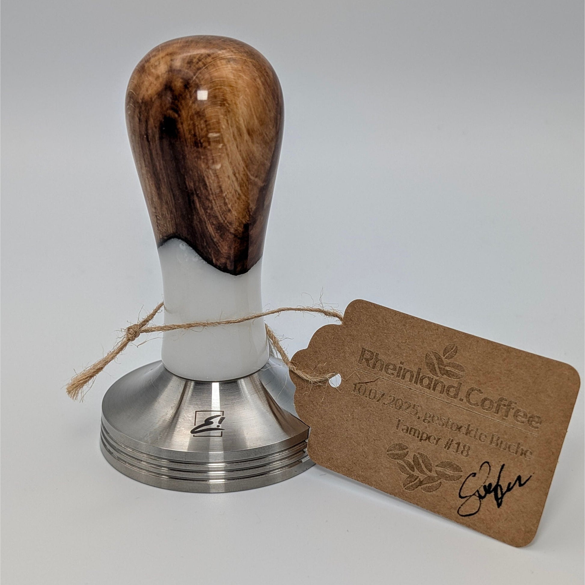 Epoxy Elegance Tamper #18 – Gestockte Buche & Milchglasweiß Tamper EMMERICH Art - Rheinland.Coffee