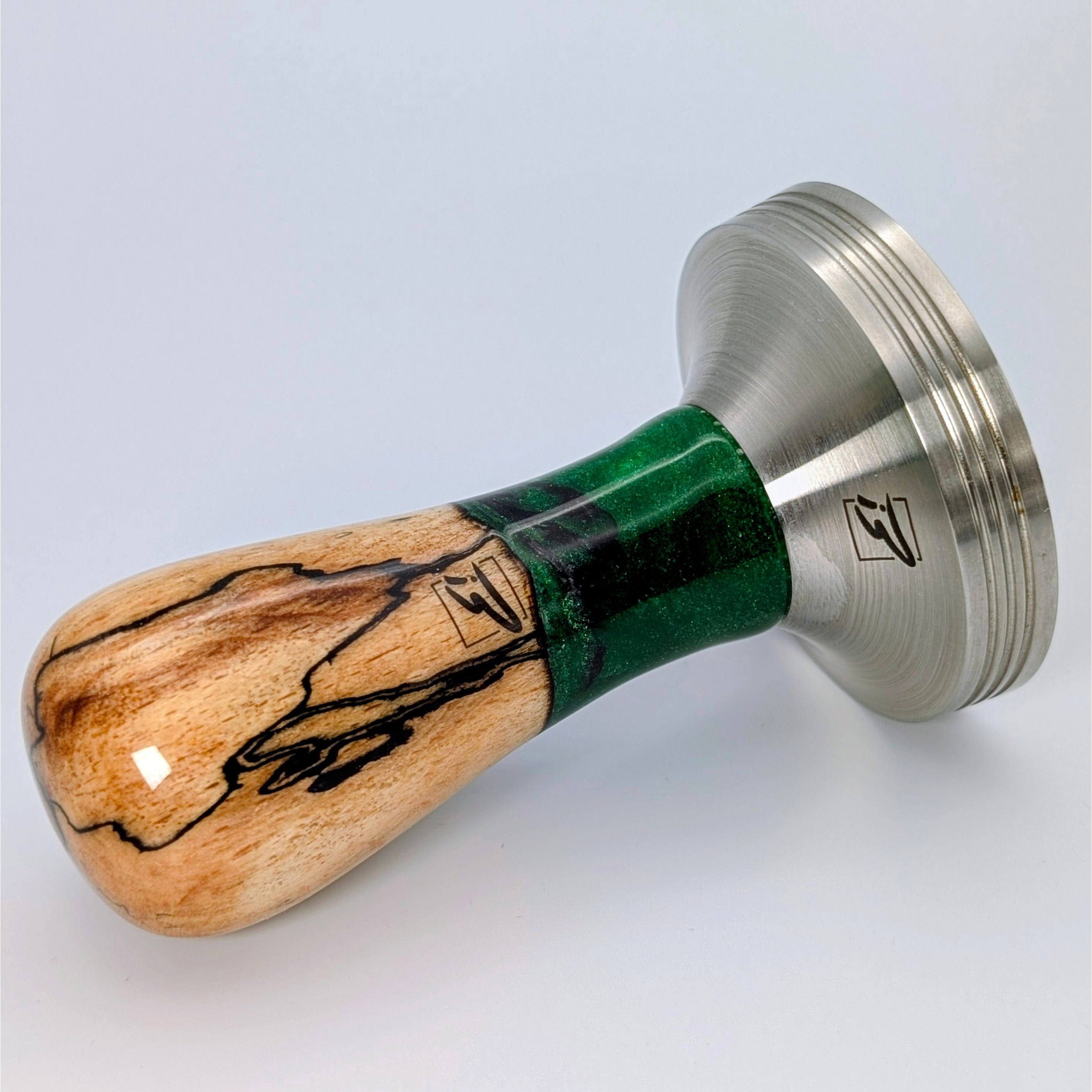 Epoxy Elegance Tamper #19 – Gestockte Buche & Smaragdgrün Tamper EMMERICH Art - Rheinland.Coffee