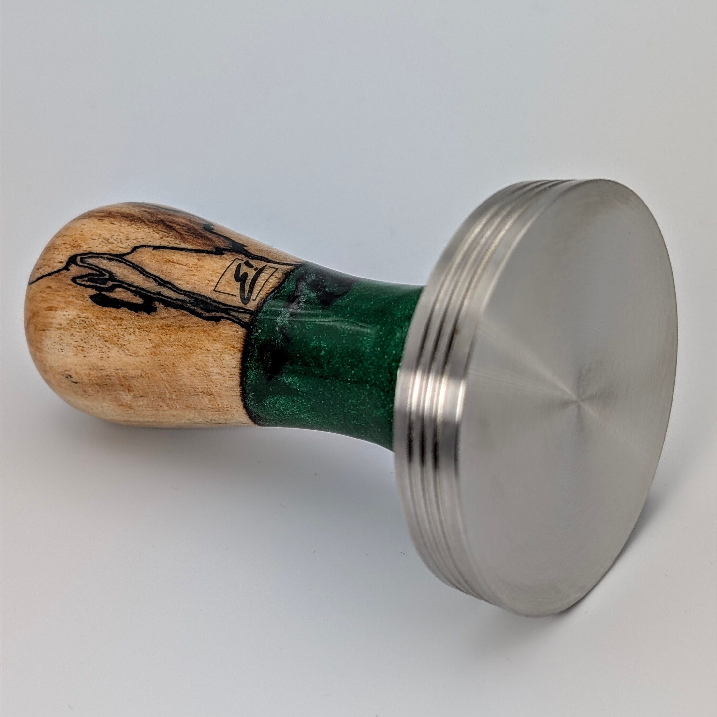 Epoxy Elegance Tamper #19 – Gestockte Buche & Smaragdgrün Tamper EMMERICH Art - Rheinland.Coffee