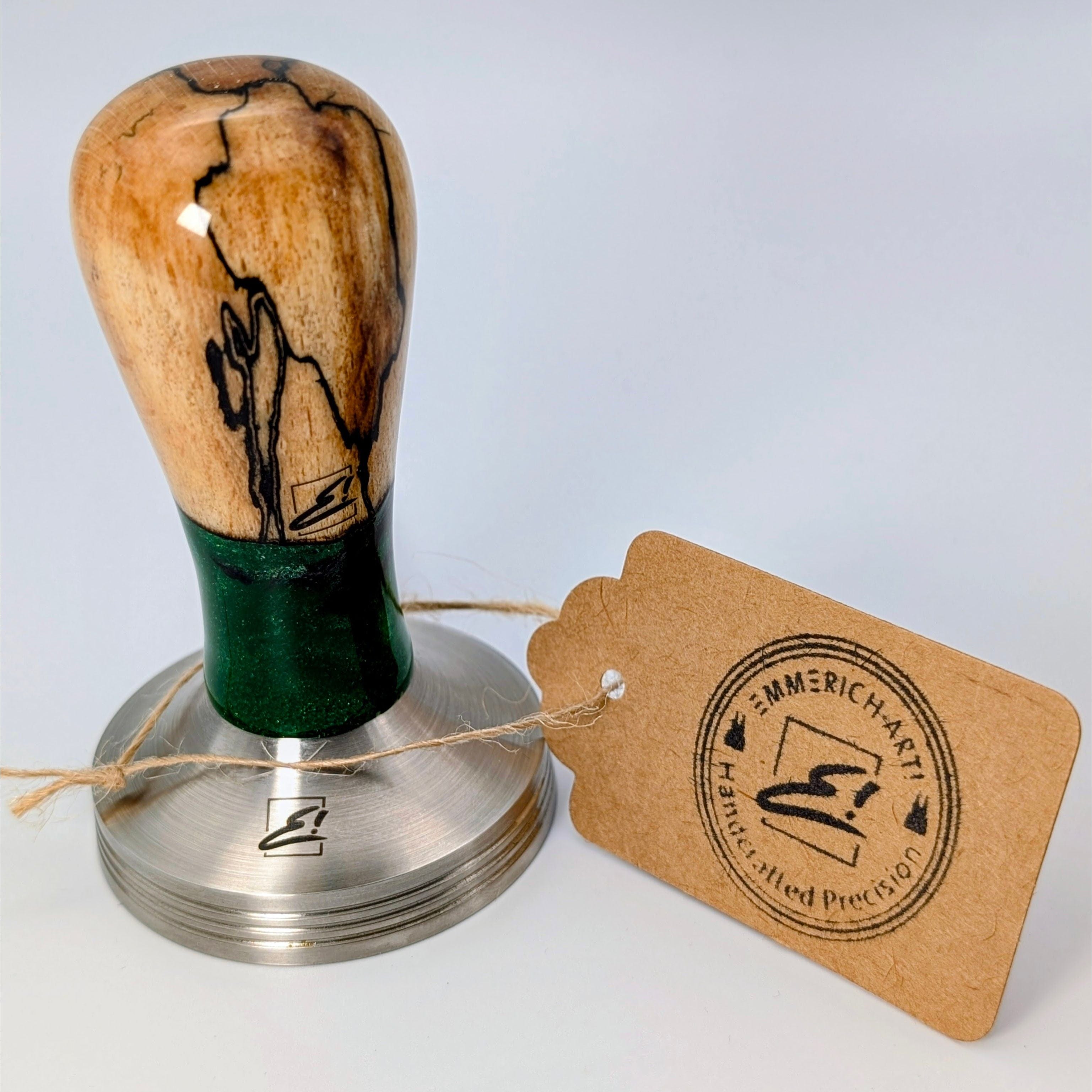 Epoxy Elegance Tamper #19 – Gestockte Buche & Smaragdgrün Tamper EMMERICH Art - Rheinland.Coffee