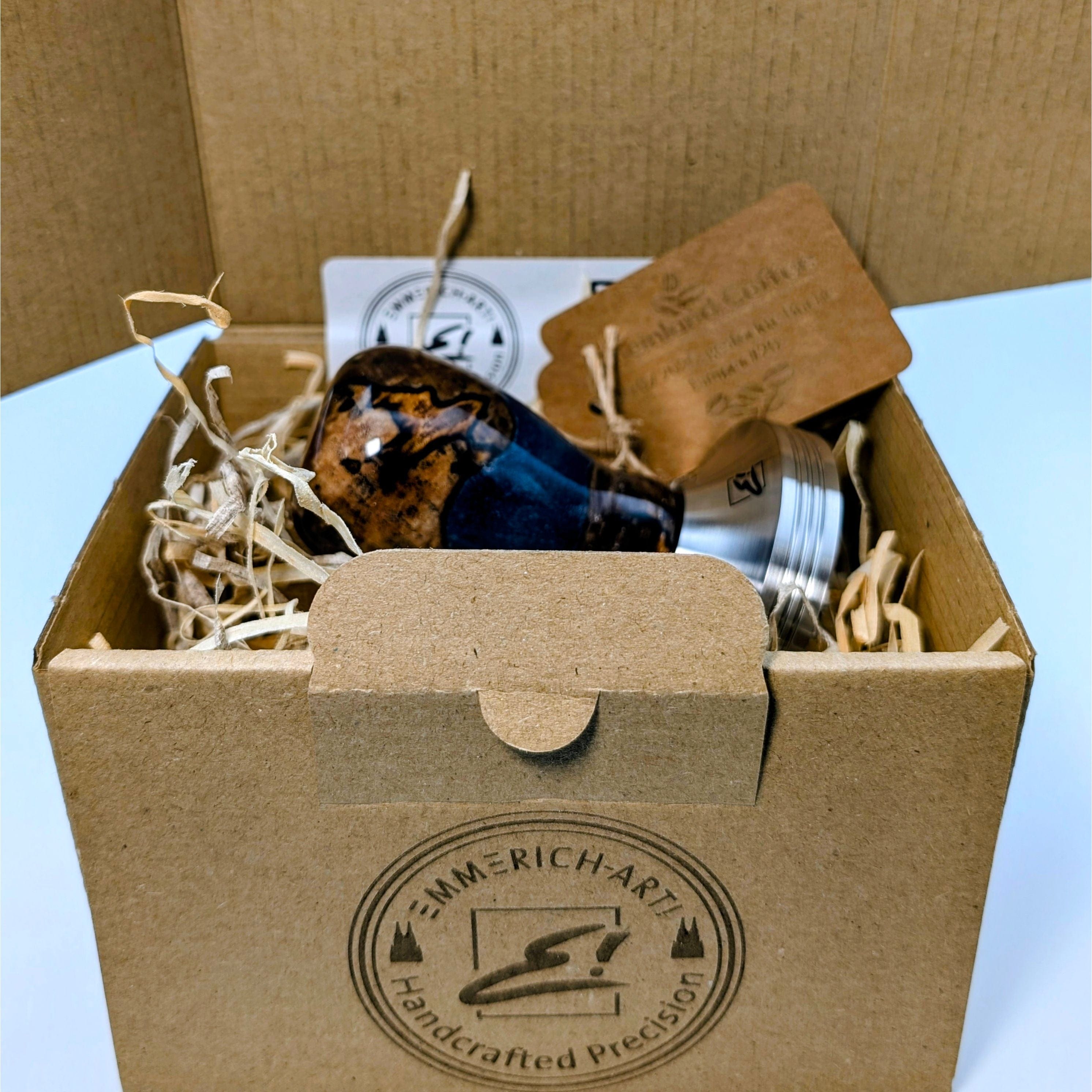 Epoxy Elegance Tamper #20 – Gestockte Buche & Tiefblau Tamper EMMERICH Art - Rheinland.Coffee