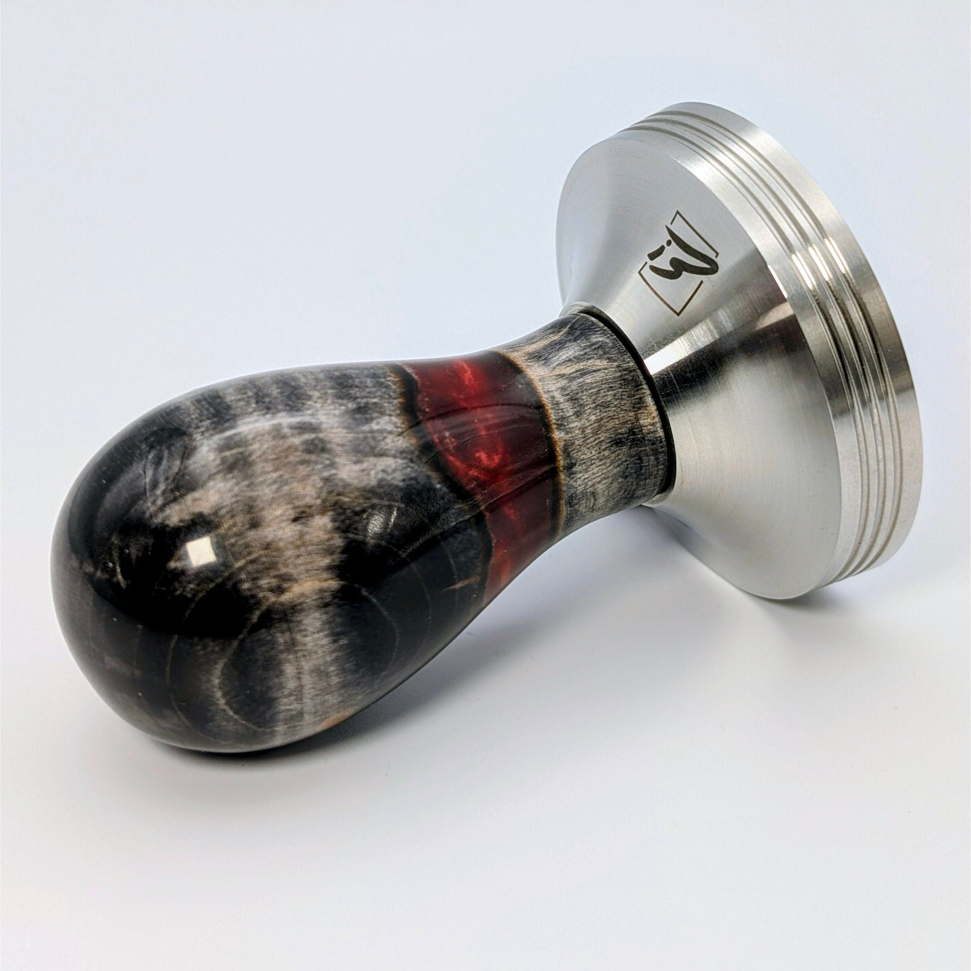 Epoxy Elegance Tamper #22 – Dunkles Holz & Rauchrot Tamper EMMERICH Art - Rheinland.Coffee
