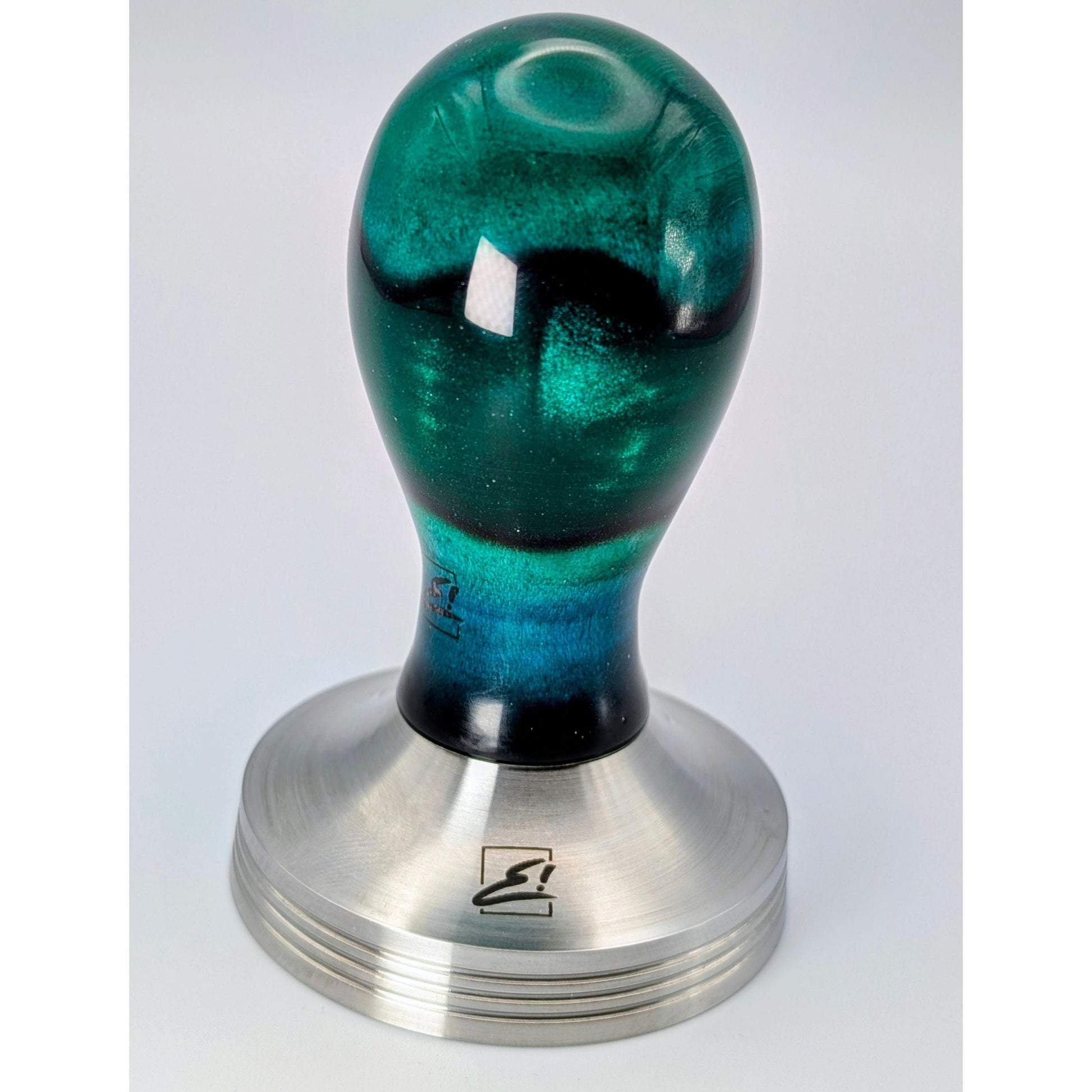 Epoxy Elegance Tamper #23 – Riegelahorn & Petrolgrün Tamper EMMERICH Art - Rheinland.Coffee