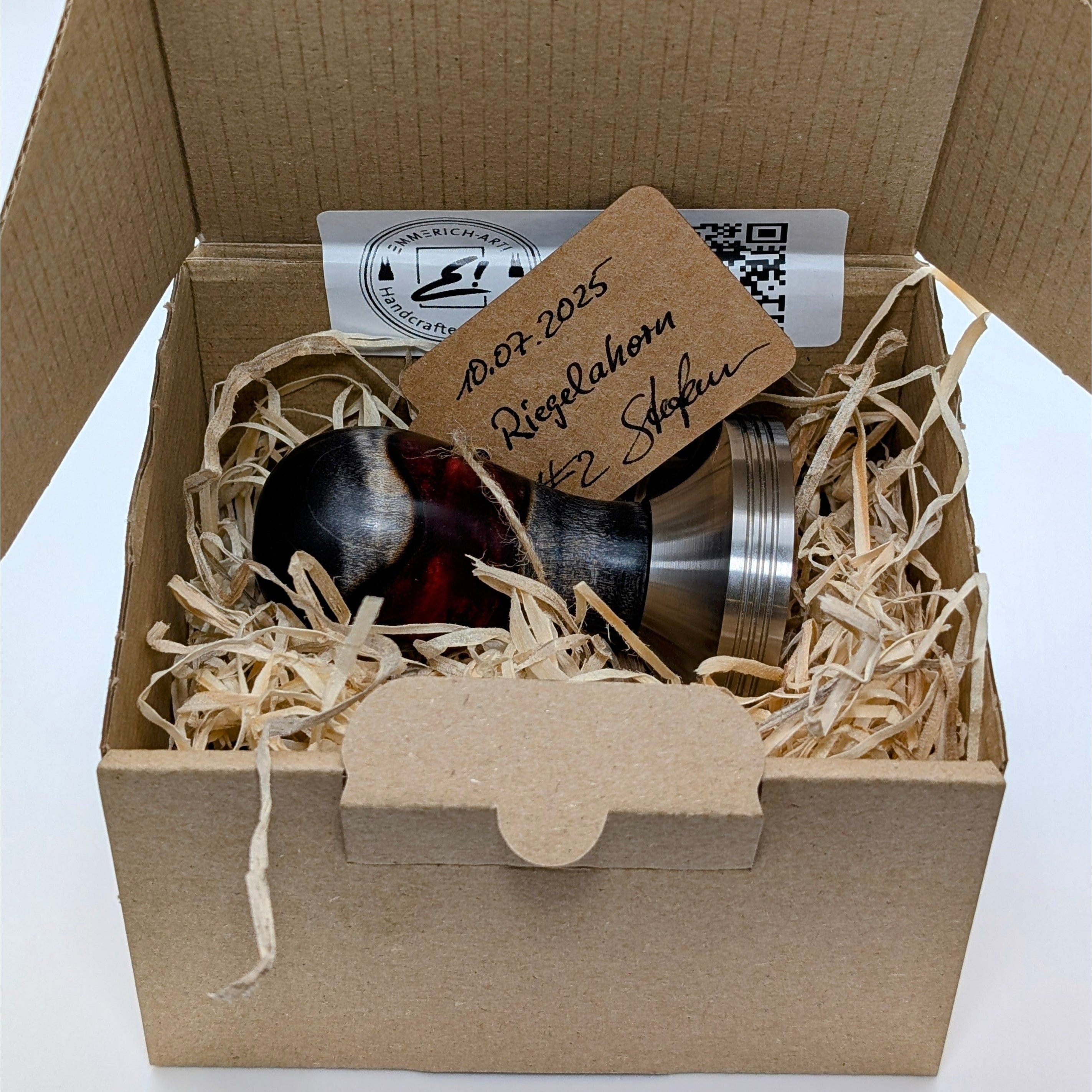 Epoxy Elegance Tamper #2 – Riegelahorn & Lava-Rot Tamper EMMERICH Art - Rheinland.Coffee