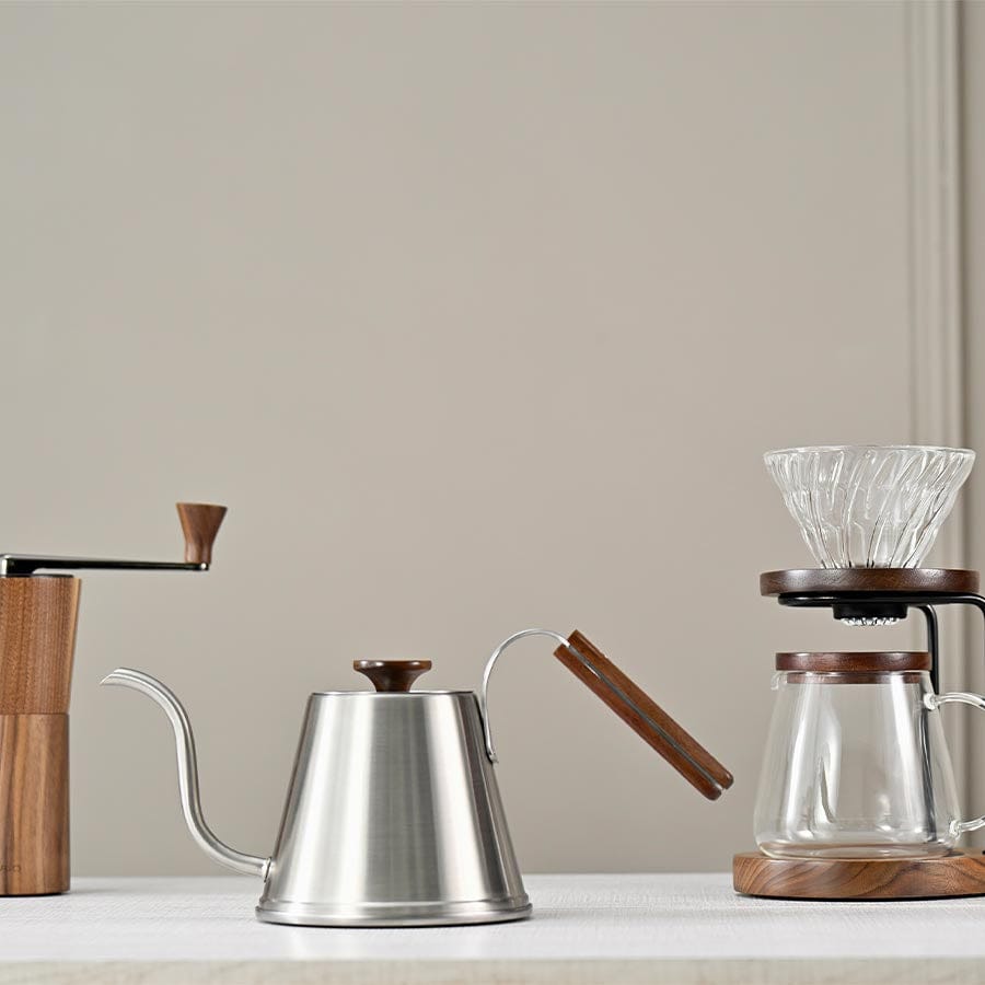 Hario V60 Drip Kettle Walnut - Nussbaum Handfilter Hario - Rheinland.Coffee