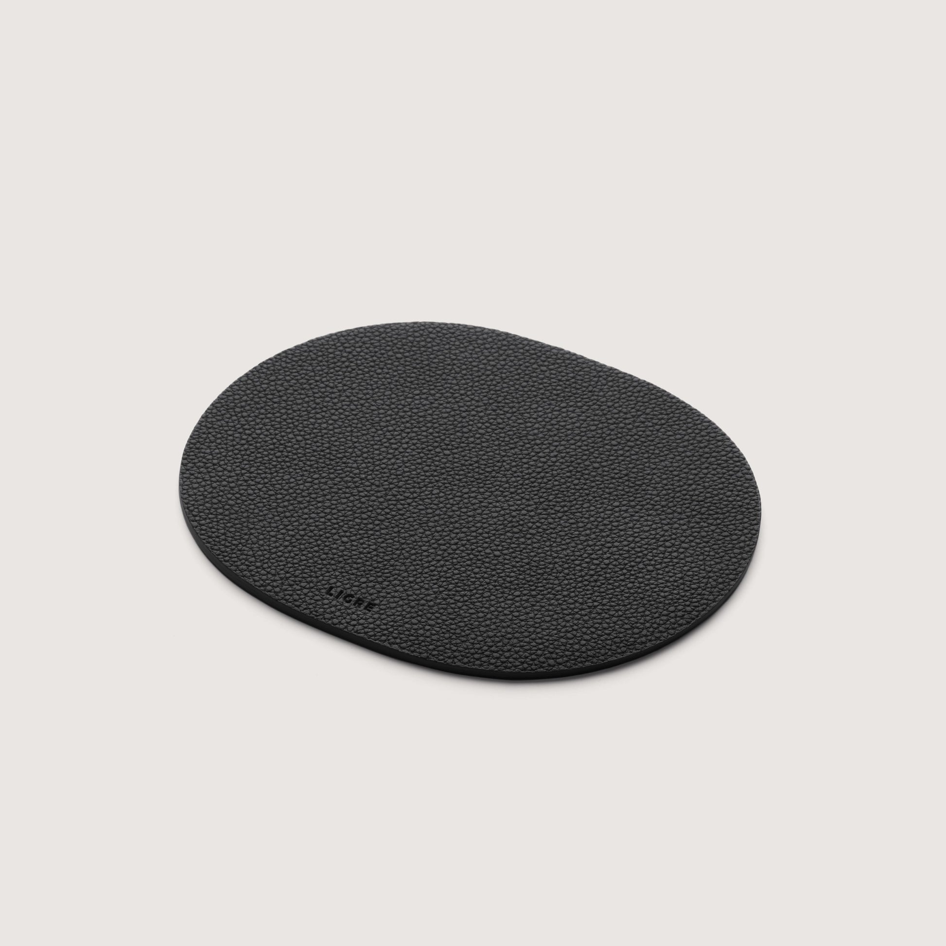 LIGRE Tampermatte aus Rindleder in pebble black