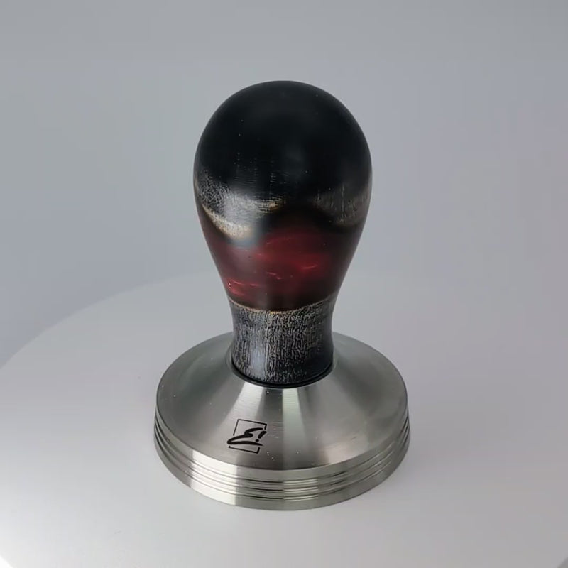 Epoxy Elegance Tamper #2 – Riegelahorn & Lava-Rot Tamper EMMERICH Art - Rheinland.Coffee