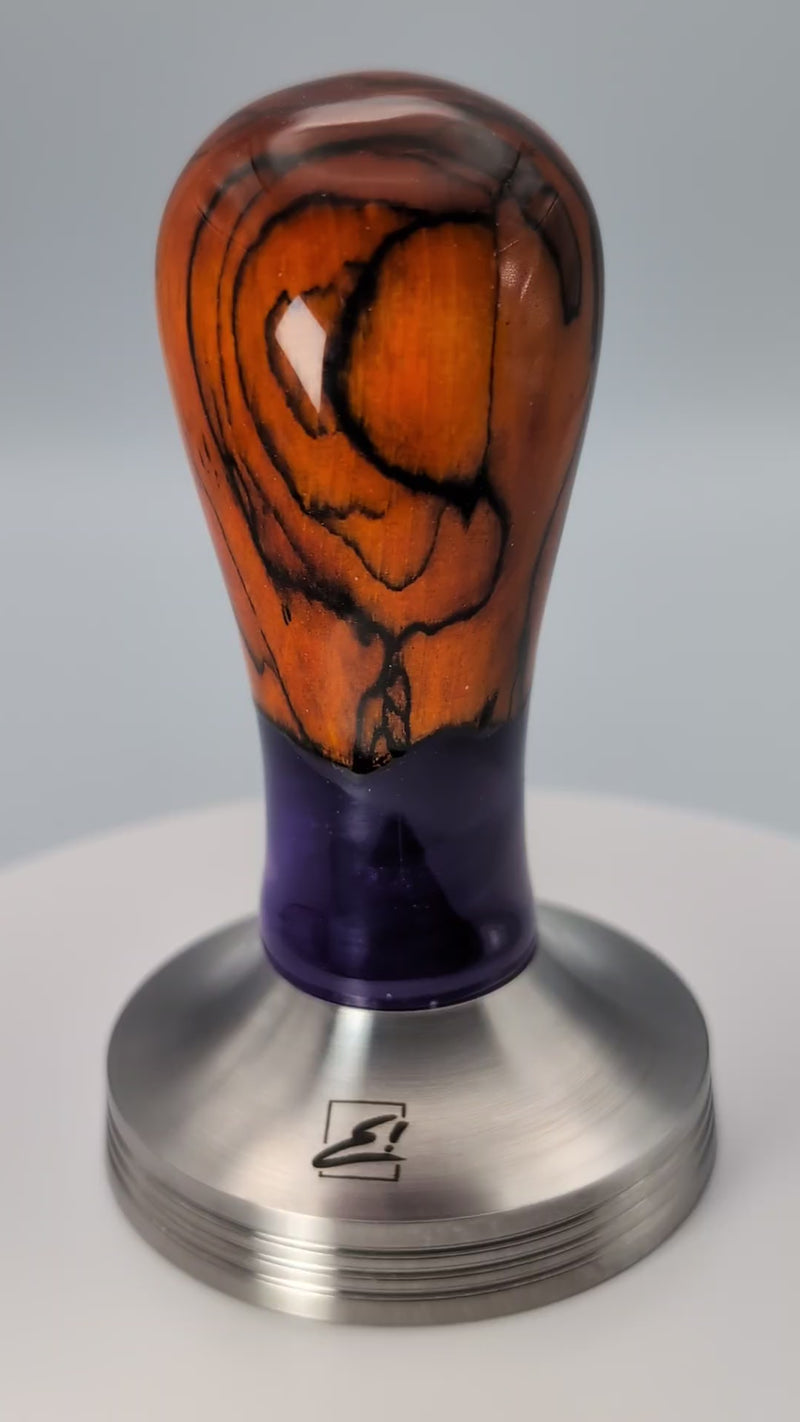Epoxy Elegance Tamper #17 – Gestockte Buche & Petrolblau Tamper EMMERICH Art - Rheinland.Coffee