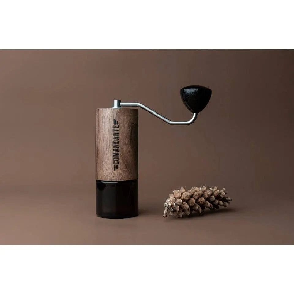 Comandante C40 MK4 Green Präzise Handmühle im frischen Design Comandante C40 MK4 Green Präzise Handmühle im frischen Design